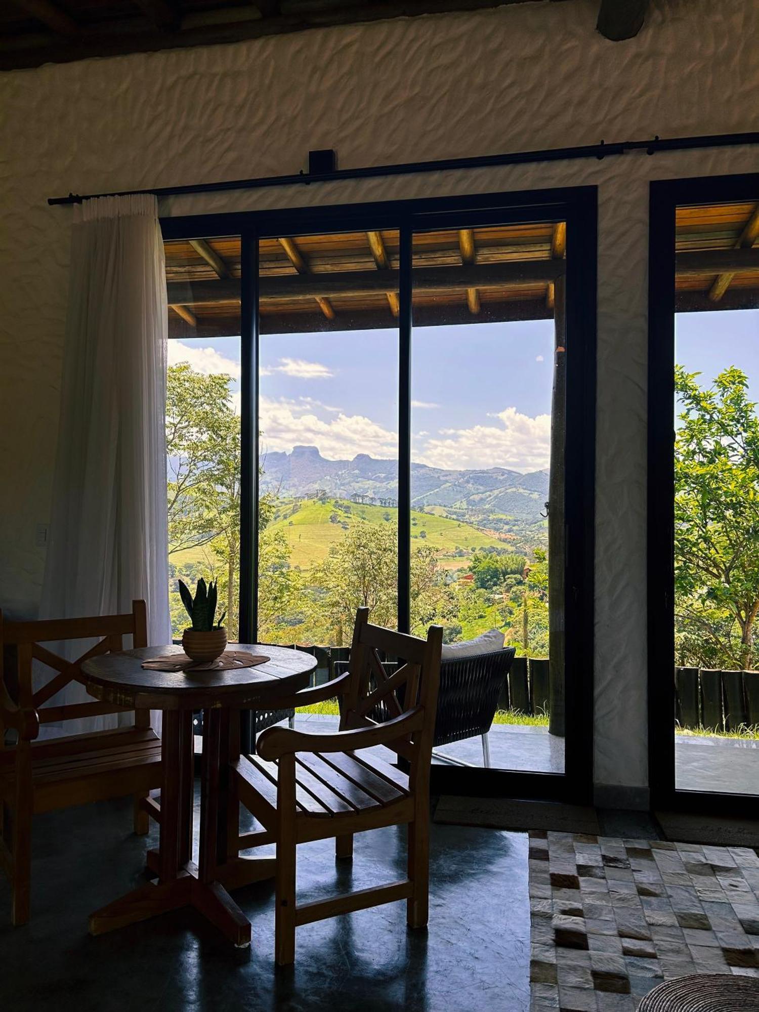 Pousada Viver a Pedra Gonçalves Exterior foto